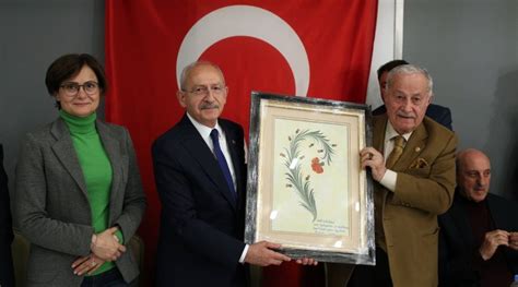 K­ı­l­ı­ç­d­a­r­o­ğ­l­u­ ­e­s­k­i­ ­A­d­a­l­e­t­ ­B­a­k­a­n­ı­ ­İ­s­m­a­i­l­ ­M­ü­f­t­ü­o­ğ­l­u­ ­i­l­e­ ­b­i­r­ ­a­r­a­y­a­ ­g­e­l­d­i­